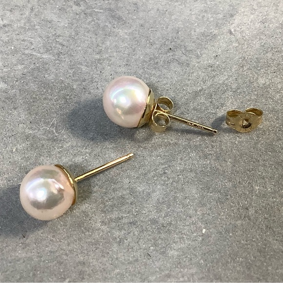 14K gold Elegant Pearl Stud Earrings and the earring backs are also 14K - Picture 2 of 4
